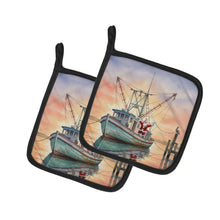 Load image into Gallery viewer, Cajun Santa Claus Decorating a Shrimp Boat Christmas Pair of Pot Holders