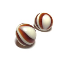 Load image into Gallery viewer, Tortoise &amp; Cream Marbled Bullseye Retro Button Stud Earrings
