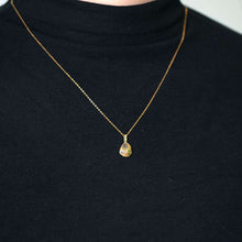 Load image into Gallery viewer, 2.09 ct Mexican Fire Opal, Tsavorite Pendant Necklace 18K Yellow Gold