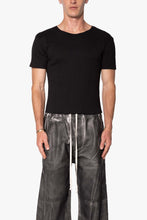 Load image into Gallery viewer, Fitted Ribbed Tee - Black