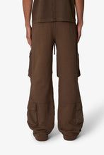 Load image into Gallery viewer, Front Cargo Sweatpants - Olive