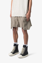 Load image into Gallery viewer, Front Pocket Geo Shorts - Olive