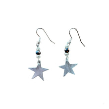 Load image into Gallery viewer, Little Star Earring- Black Bead