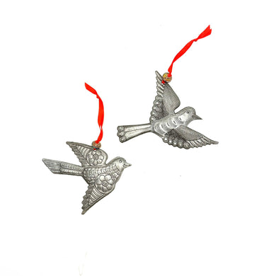 Birds in Flight Ornament Set