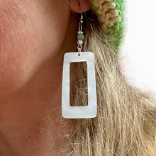 Load image into Gallery viewer, Dangle Rectangle Earring- Smooth