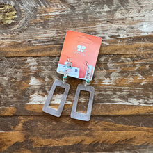 Load image into Gallery viewer, Dangle Rectangle Earring- Smooth