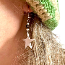 Load image into Gallery viewer, Little Star Earring- Black Bead
