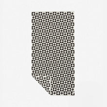 Load image into Gallery viewer, Gigi Bath Towel - Black