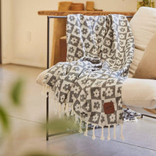 Load image into Gallery viewer, Gigi Lightweight Beach Blanket