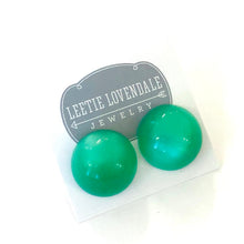 Load image into Gallery viewer, Green Moonglow Retro Button Stud Earrings