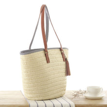 Load image into Gallery viewer, Summer Style Straw Tassel Tote Bag