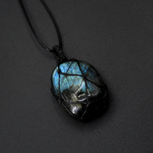 Load image into Gallery viewer, Magic &amp; Mystery Heart Of Dragon Necklace