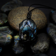 Load image into Gallery viewer, Magic &amp; Mystery Heart Of Dragon Necklace