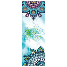 Load image into Gallery viewer, Collapsible Yoga Mat Towel