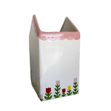 Load image into Gallery viewer, Tulip Fever Scalloped House Vase/Container