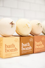 Load image into Gallery viewer, WOODLAND WANDER • 100% BOTANICAL BATH BOMB •