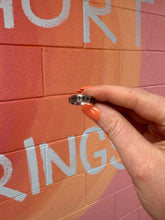 Load image into Gallery viewer, Daisy Fidget Titanium Ring