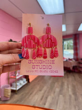 Load image into Gallery viewer, Bold Statement Earrings