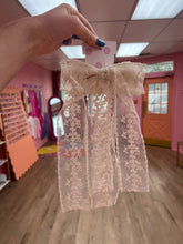 Load image into Gallery viewer, Lace Hair Barrette