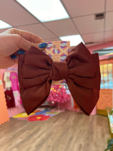 Load image into Gallery viewer, Oversized Satin Bow