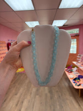 Load image into Gallery viewer, Chunky Acrylic Chain Necklace