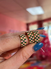 Load image into Gallery viewer, Pink &amp; Green Titanium Ring