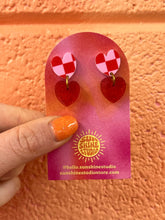 Load image into Gallery viewer, Lover Earrings