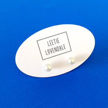 Load image into Gallery viewer, Vintage Cream Pearl Mini Stud Earrings