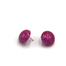Load image into Gallery viewer, Fuchsia Capiz Lucite Stud Earrings