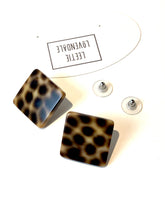 Load image into Gallery viewer, Leopard Print Square Stud Earrings