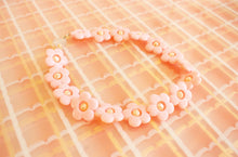 Load image into Gallery viewer, Pastel Pink Flower Necklace