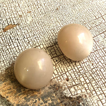 Load image into Gallery viewer, Champagne Cream Moonglow Retro Button Stud Earrings