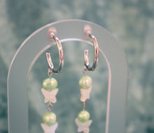 Load image into Gallery viewer, Butterfly Pearl Layered Earrings
