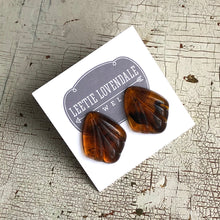 Load image into Gallery viewer, Tortoise Scalloped Fan Lucite Stud Earrings