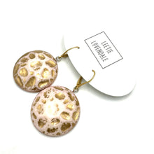 Load image into Gallery viewer, Shabby Moon Rock Retro Earrings