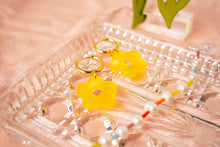 Load image into Gallery viewer, Colorful Flower Charms