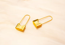 Load image into Gallery viewer, Safety Pin Titanium Earrings