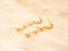 Load image into Gallery viewer, Freshwater Pearl Dangles