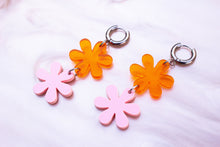 Load image into Gallery viewer, Pink/Orange Retro Flower Earrings