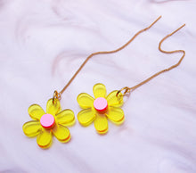 Load image into Gallery viewer, Floral Threader Earrings