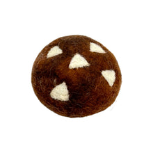 Load image into Gallery viewer, **Pre-order (Ships in 2-3 Weeks)**Handmade in Nepal 100% Wool Felt Foods Play Set for Pretend Cooking and Farmer&#39;s Market Play