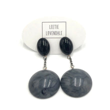Load image into Gallery viewer, Black &amp; Marbled Grey Chain-Link Earrings *