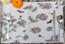 Load image into Gallery viewer, Tache Floral Daisies Ladybugs Woven Tapestry Placemat Set (18114)