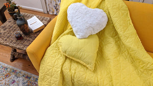 DaDa Bedding Reversible Sunny Yellow Quilt Throw Blanket