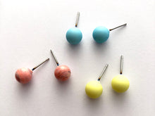 Load image into Gallery viewer, Spring Sherbert | 8mm Vintage Lucite Triple Stud Earrings Set
