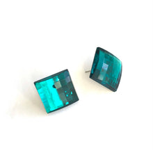 Load image into Gallery viewer, Emerald Quilted Facet Square Shine-On Stud Earrings