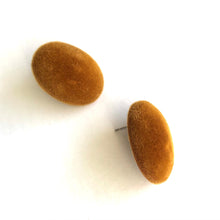 Load image into Gallery viewer, Butterscotch Velvet Flocked Oval Lucite Stud Earrings