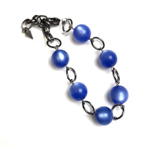 Load image into Gallery viewer, Periwinkle Moonglow Lucite Bubble Stations Bracelet