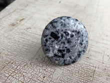 Load image into Gallery viewer, Granite Grey Speckled Lucite Silver Cocktail Ring