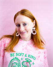 Load image into Gallery viewer, Retro Acrylic Plaid Earrings